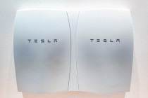 Tesla Powerwall: A powerful energy storage product (batteries included)